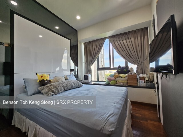 West Coast Drive (D5), Condominium #516887021